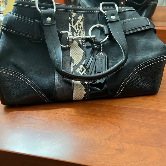 This is a Coach bag. Item is almost as good as new. Bought from Coach. - Picture 1 of 2